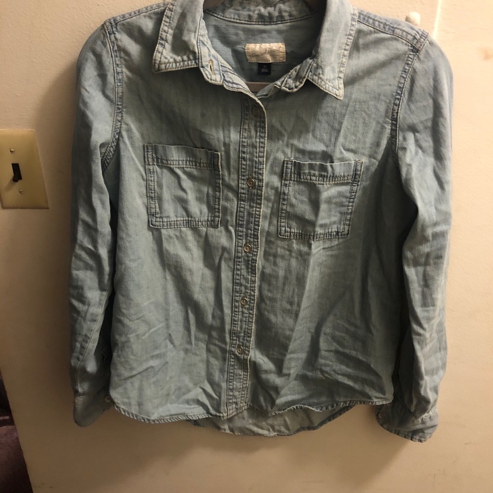 Universal Thread Long-Sleeve Collared Denim Shirt - image 2